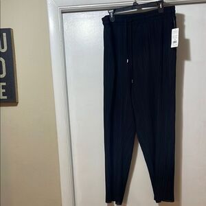 Sabrina Lauren, New York pants size 3X black NWT